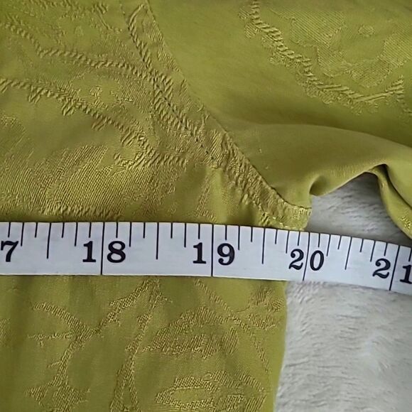 Chicos Design Women's Silk Collared Blouse Green Size 0 Roll Tab Sleeve Floral - Picture 2 of 12